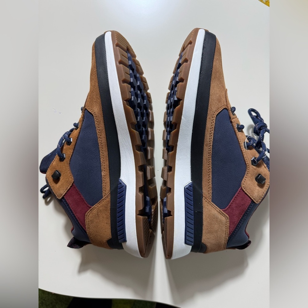 Timberline Sample Shoe - image 3